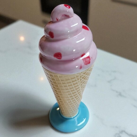 Vintage Japanese Ceramic Ice Cream Cone Trinket Dish – Mid-Century Kitsch - Picture 2 of 9